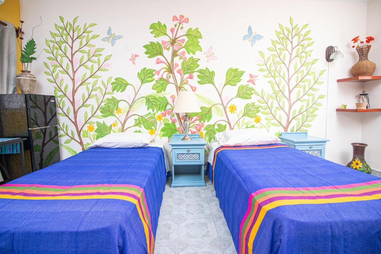La Casa Del Almendro Hotel Playa del Carmen Buitenkant foto