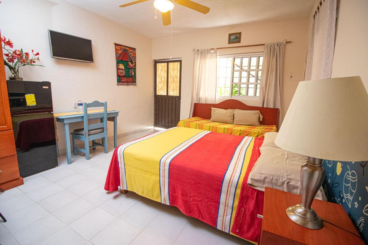 La Casa Del Almendro Hotel Playa del Carmen Buitenkant foto
