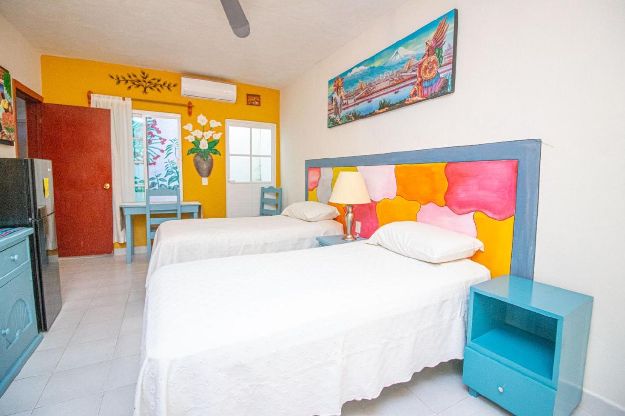 La Casa Del Almendro Hotel Playa del Carmen Buitenkant foto